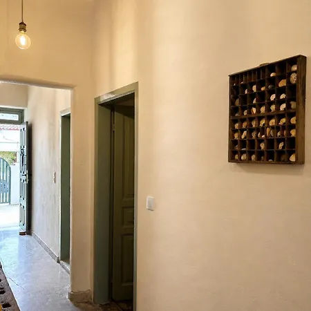 The Old Carpenters House - Corfu Apartment