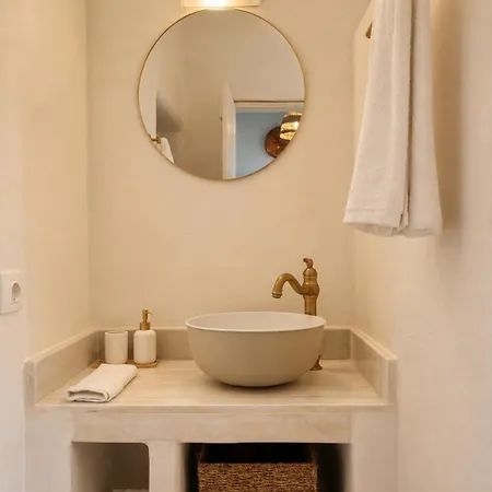 The Old Carpenters House - Corfu Apartment Perivolion